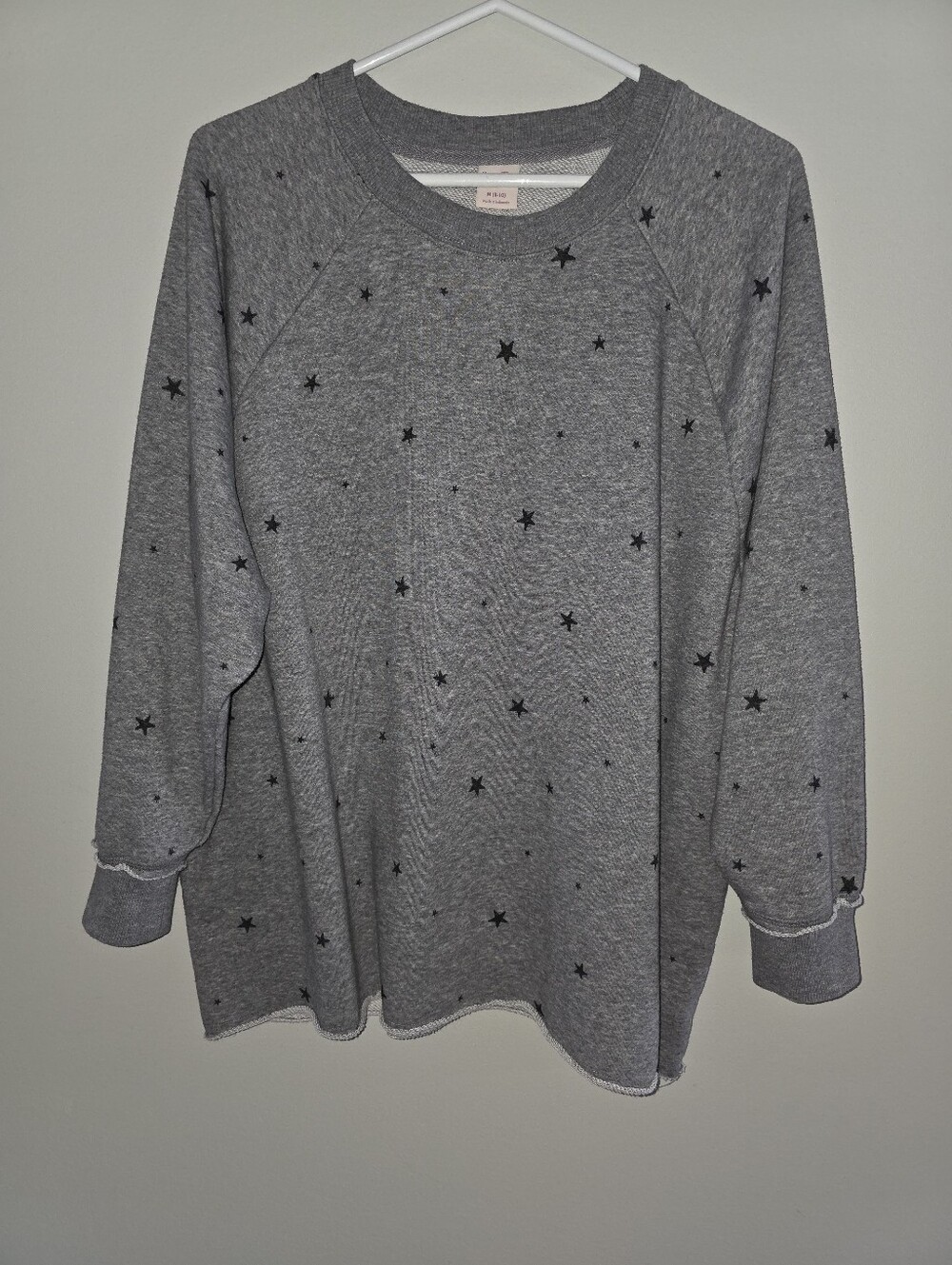 Secret Treasures Gray Star Print Pullover Sweatshirt Sz Medium